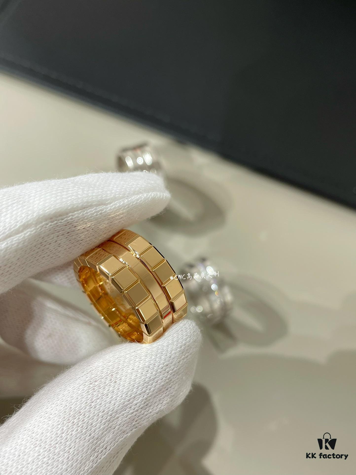 693063d36e68136f4d9a43c9 New Chopard Ice Cube Series, Wide Polished Ice Ring, CNC Precision Carved Version (Same as Zhang Linghe's Style)