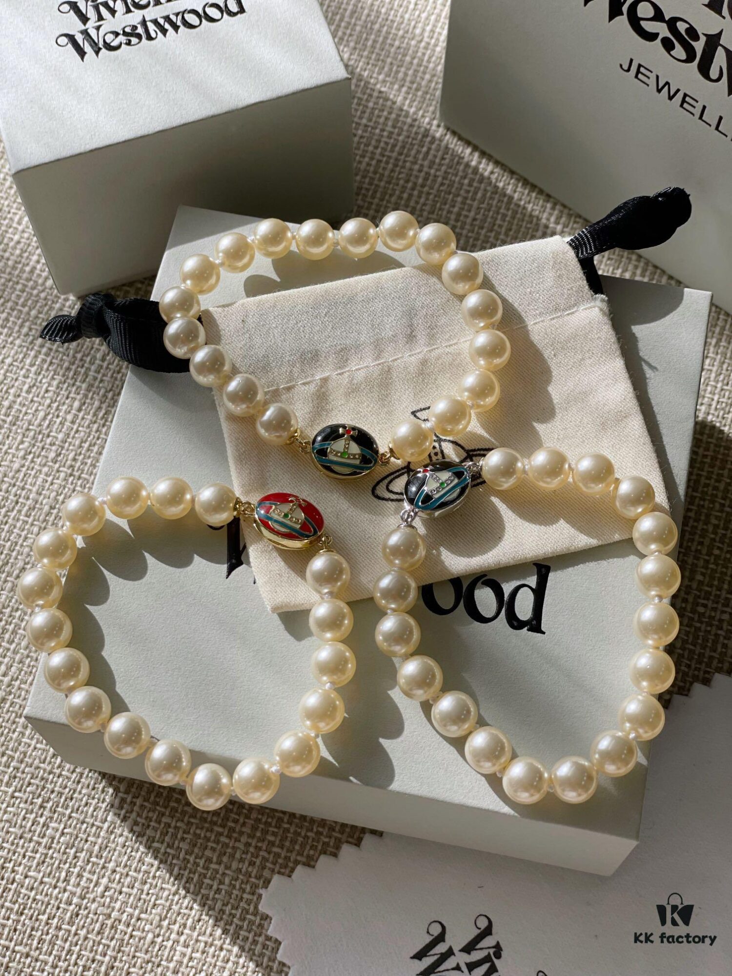 693063e56e68136f4d9a43cc Vivienne Westwood Enamel Pearl Bracelet – Magnetic Clasp, Reversible Design, Six New 2023 Colors Available