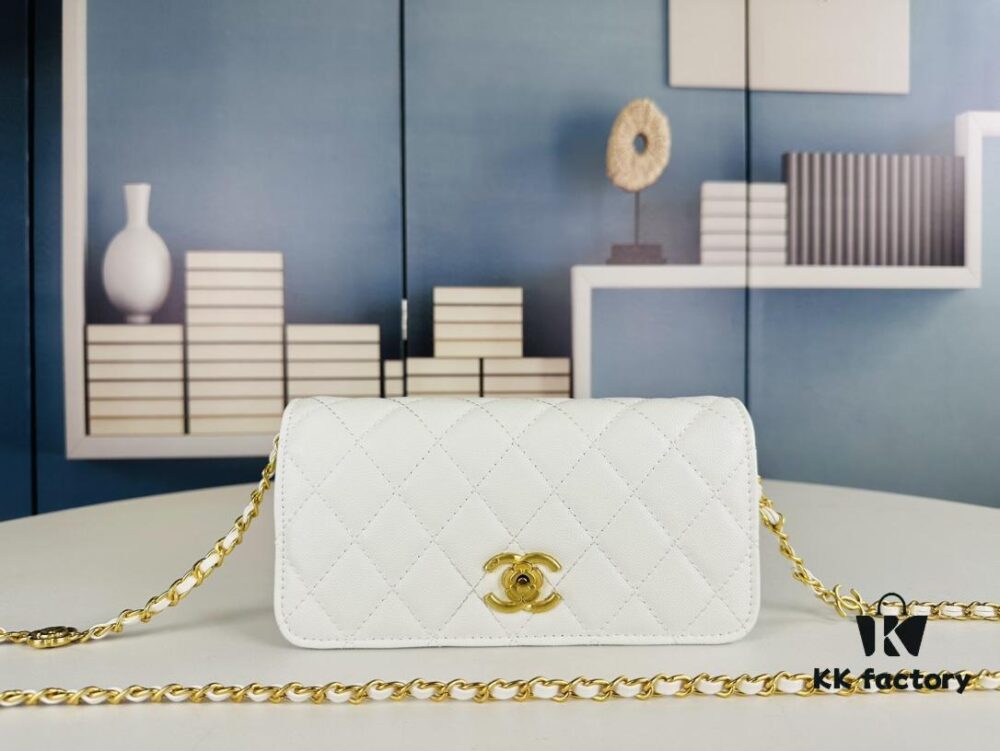 6930641e6e68136f4d9a4414 New Arrival Today's Recommendation 🌸 CHANEL 23K Camellia Clasp Underarm Bag