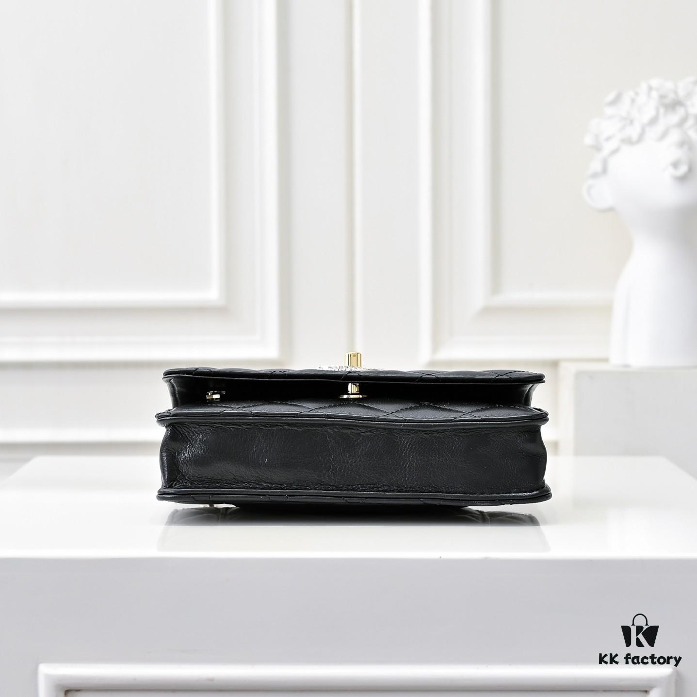693064636e68136f4d9a446e CHANEL 2024 Fall/Winter New Arrival Genuine Lambskin WOC with Metal Rhinestone Handle, Stylish and Elegant, Can Be Carried by Hand or Crossbody