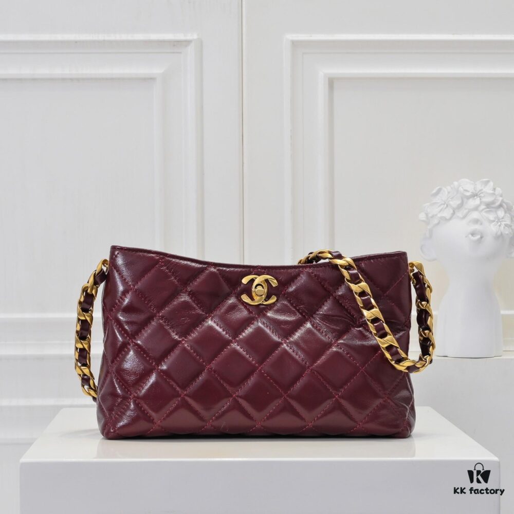 6930646f6e68136f4d9a447a Chanel 24B Coarse Chain Hobo Crossbody Bag, Top-Grain Leather CF Shoulder Bag