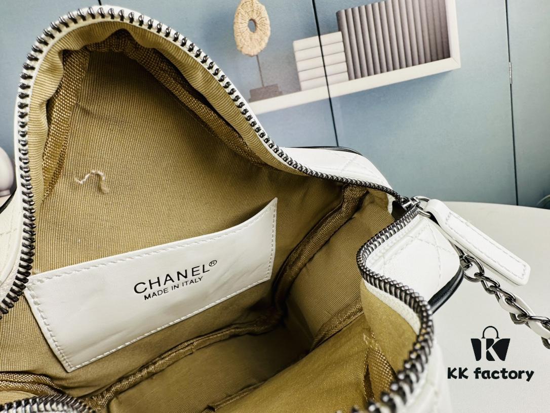 693064836e68136f4d9a449a New Arrival Lucky Star CHANEL Stars Bag - Gorgeous Shiny Golden Design, Unique Star Shape, Luxurious and Adorable Style