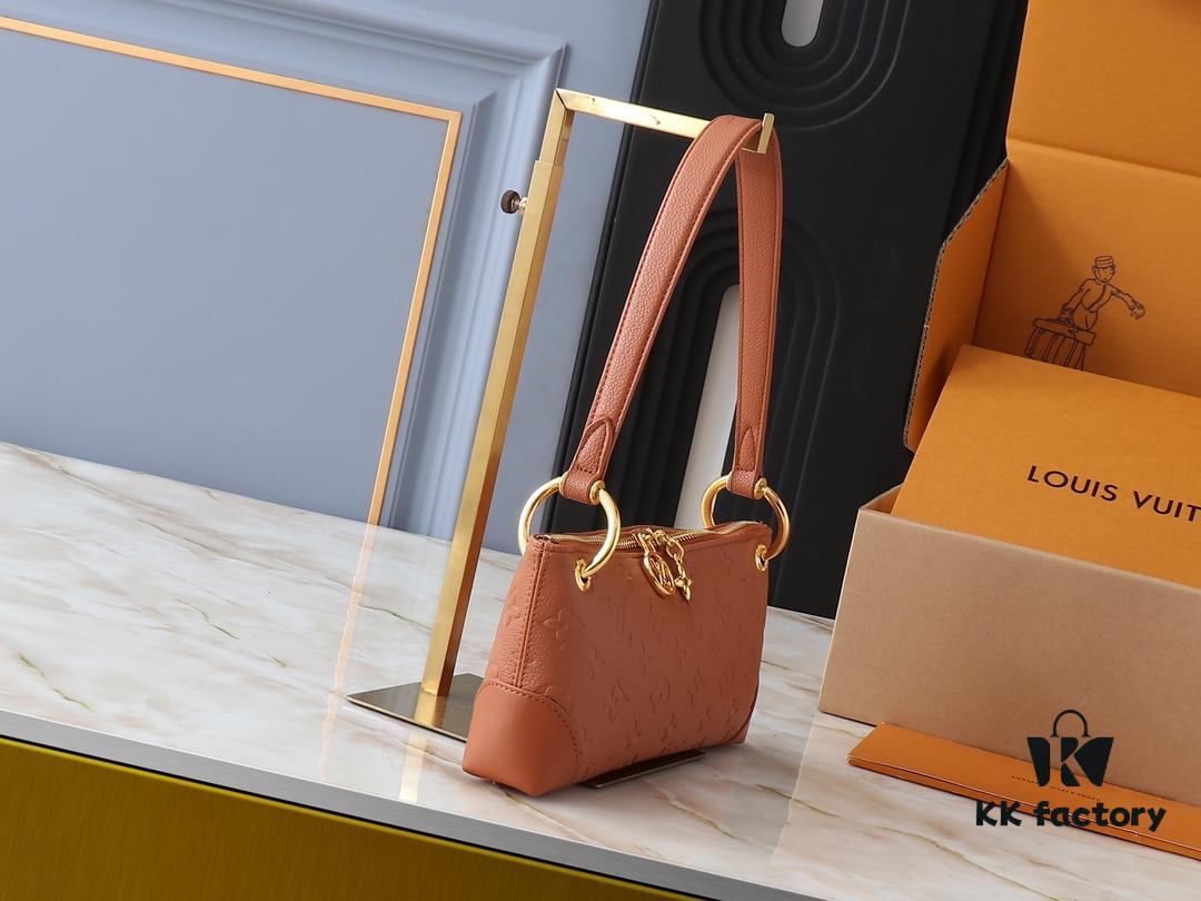693064af6e68136f4d9a44c9 Upgraded Original M12174 This Pochette Sèvres Belongs to the LV Ski Collection, Ready to Shine in a 'Sparkling' Gunmetal Tone