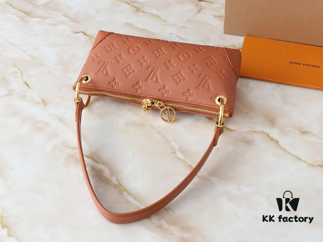 693064b26e68136f4d9a44cd Upgraded Original M12174 This Pochette Sèvres Belongs to the LV Ski Collection, Ready to Shine in a 'Sparkling' Gunmetal Tone