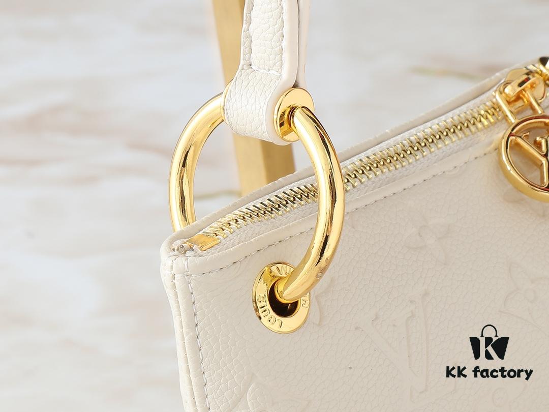 693064b66e68136f4d9a44d7 Upgraded Original M12174 This Pochette Sèvres Belongs to the LV Ski Collection, Ready to Shine in a 'Sparkling' Gunmetal Tone
