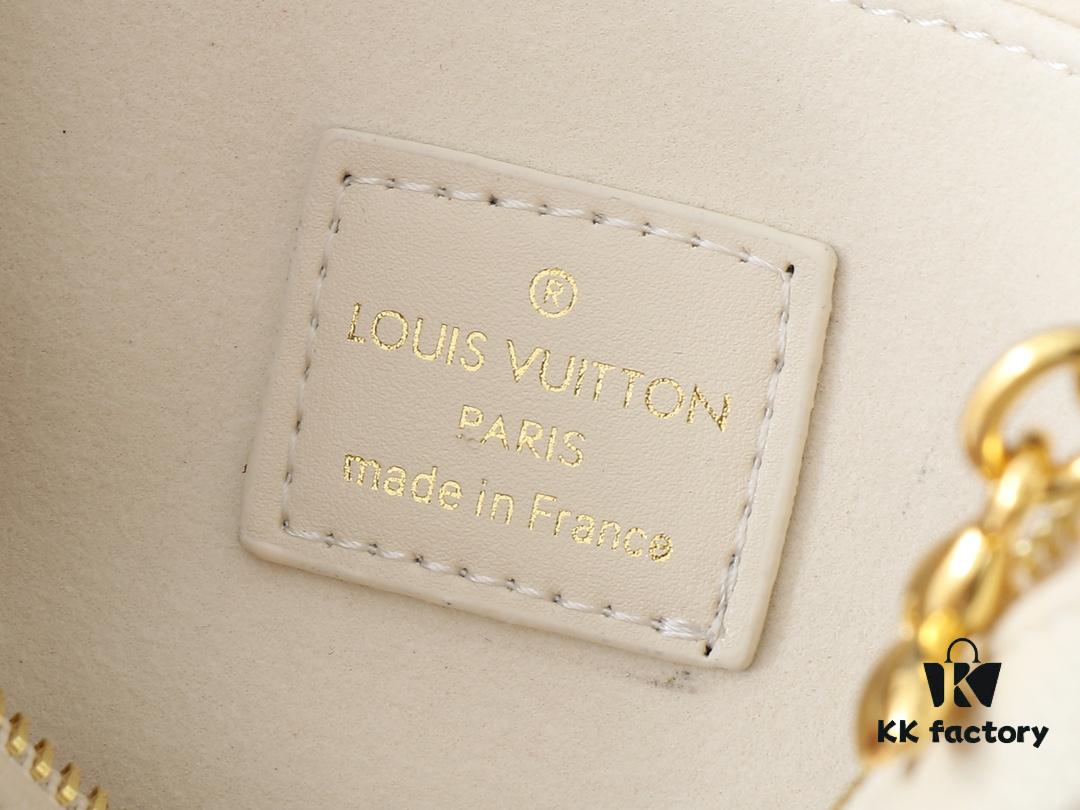 693064b76e68136f4d9a44da Upgraded Original M12174 This Pochette Sèvres Belongs to the LV Ski Collection, Ready to Shine in a 'Sparkling' Gunmetal Tone