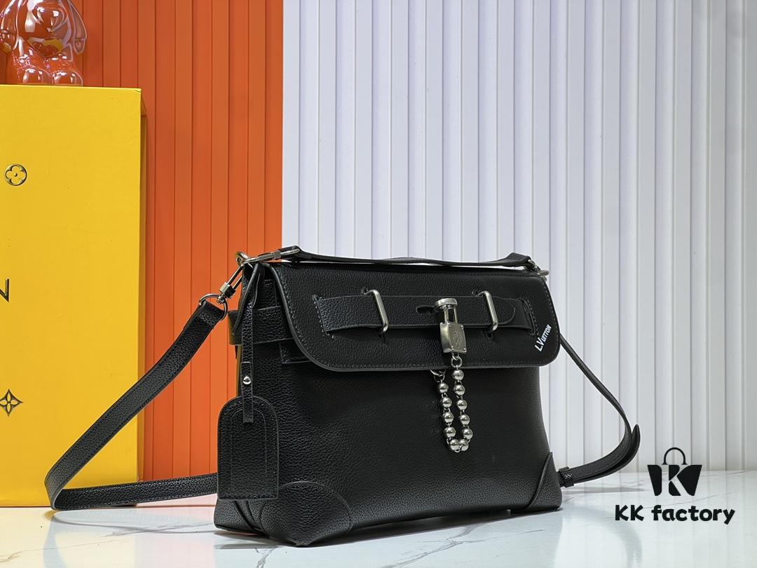 693064ca6e68136f4d9a44ff Upgraded M11607 Full Leather Black M11533 Monogram Gradient Steamer Crossbody Bag