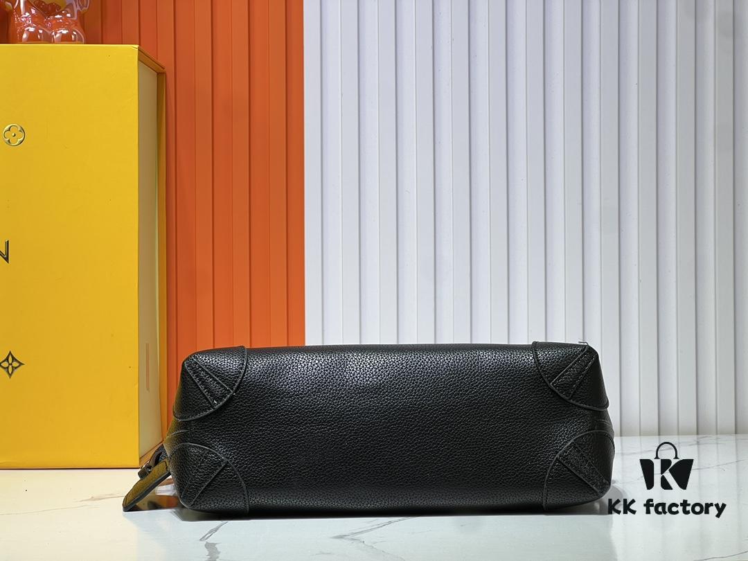 693064cd6e68136f4d9a4505 Upgraded M11607 Full Leather Black M11533 Monogram Gradient Steamer Crossbody Bag