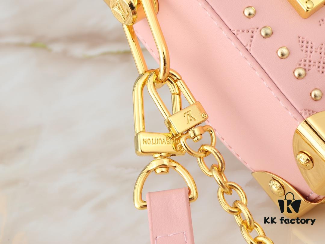 693064d96e68136f4d9a451f Upgraded Original M46356 M46358 2025 Spring Runway Style Horizontal Mini Trunk LV Side Trunk Eileen Gu Box Bag