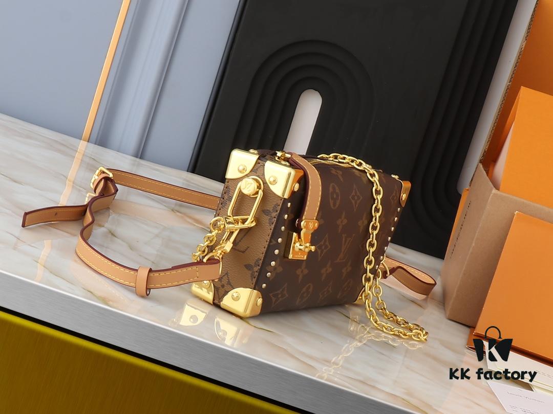 693064de6e68136f4d9a452d Upgraded Original M46356 M46358 2025 Spring Collection Runway Style Horizontal Mini Trunk
