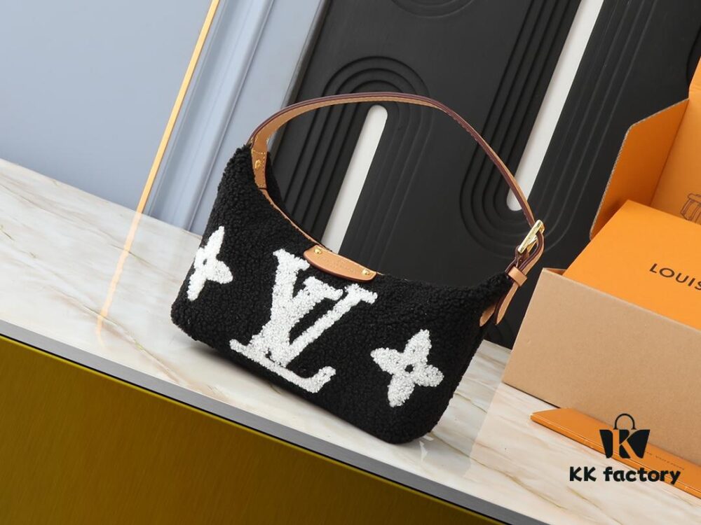 693064e26e68136f4d9a4533 Upgraded Original M11920 LV Ski Collection Hills Pochette Clutch with Shimmering Metallic Accents