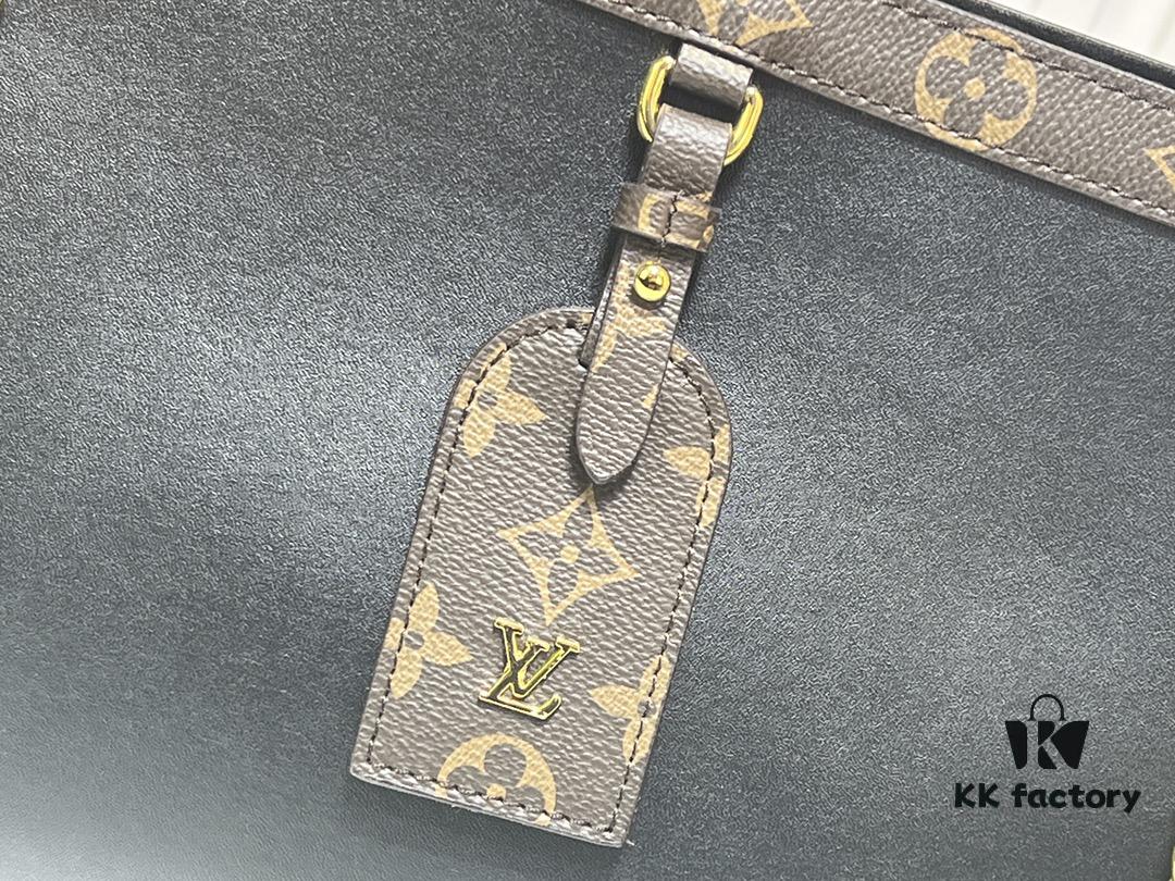 Upgraded Model No. M13137 (Large), M13140 (Small) – 2025 Cruise Collection Nova Small and Medium Handbags