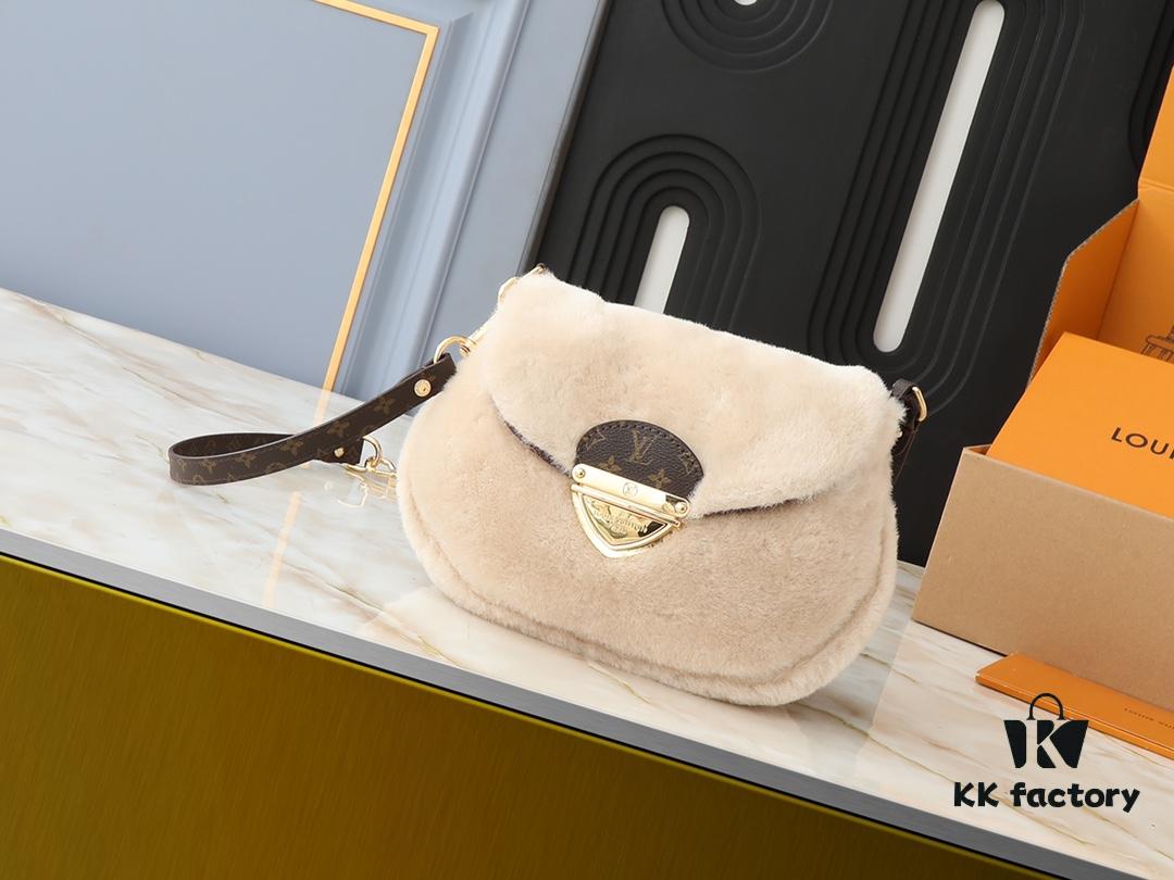 693065166e68136f4d9a459c Upgraded Original M12097 M12192 M46829 Sunset Bag Crafted in Soft Shearling