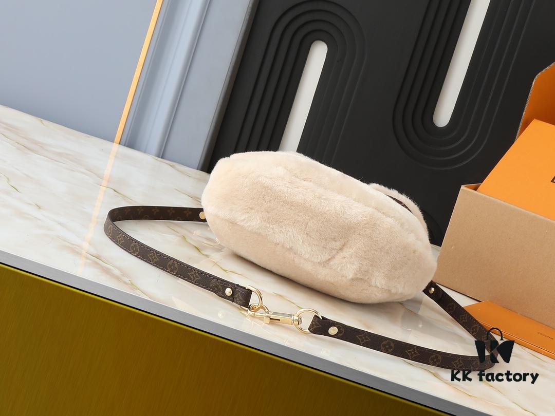 693065196e68136f4d9a45a3 Upgraded Original M12097 M12192 M46829 Sunset Bag Crafted in Soft Shearling