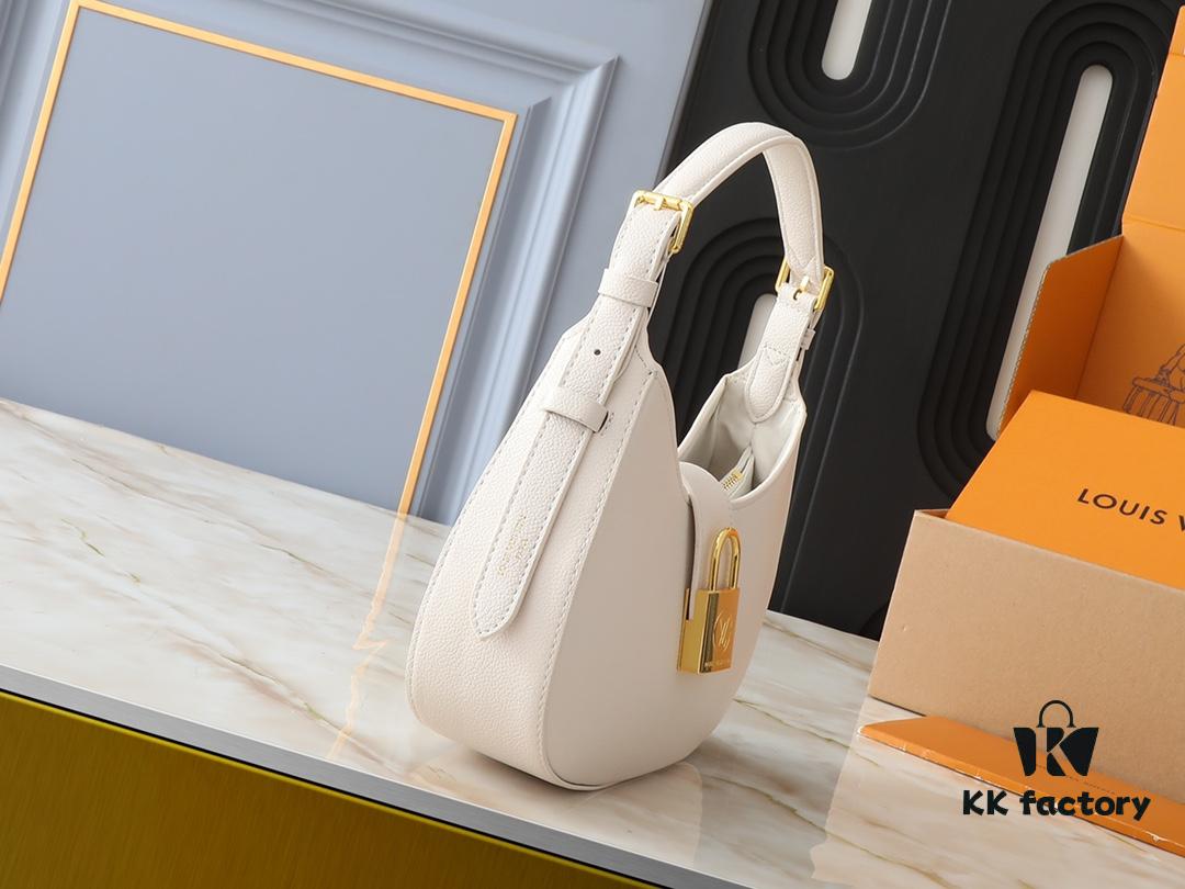 693065296e68136f4d9a45c6 Upgraded Original M24611 M24885 M24990 Low Key Shoulder Bag