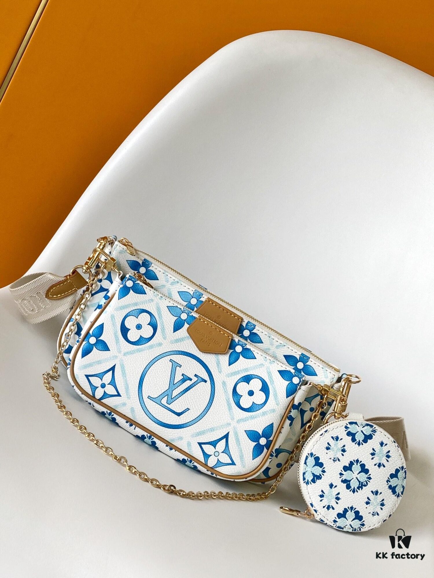 693065496e68136f4d9a45fd Special Offer M25374 Top-Quality Original Surplus Multi Pochette Accessoires Bag from LV By The Pool Collection