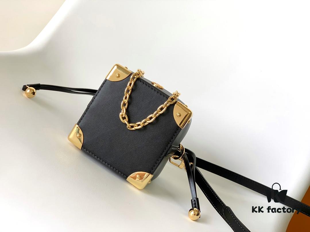 693065506e68136f4d9a460b M82885 Yellow Flower M82886 Black Mini Noe Bucket Bag 'Bao Bao' Series Zjs jh Online Only Handbag