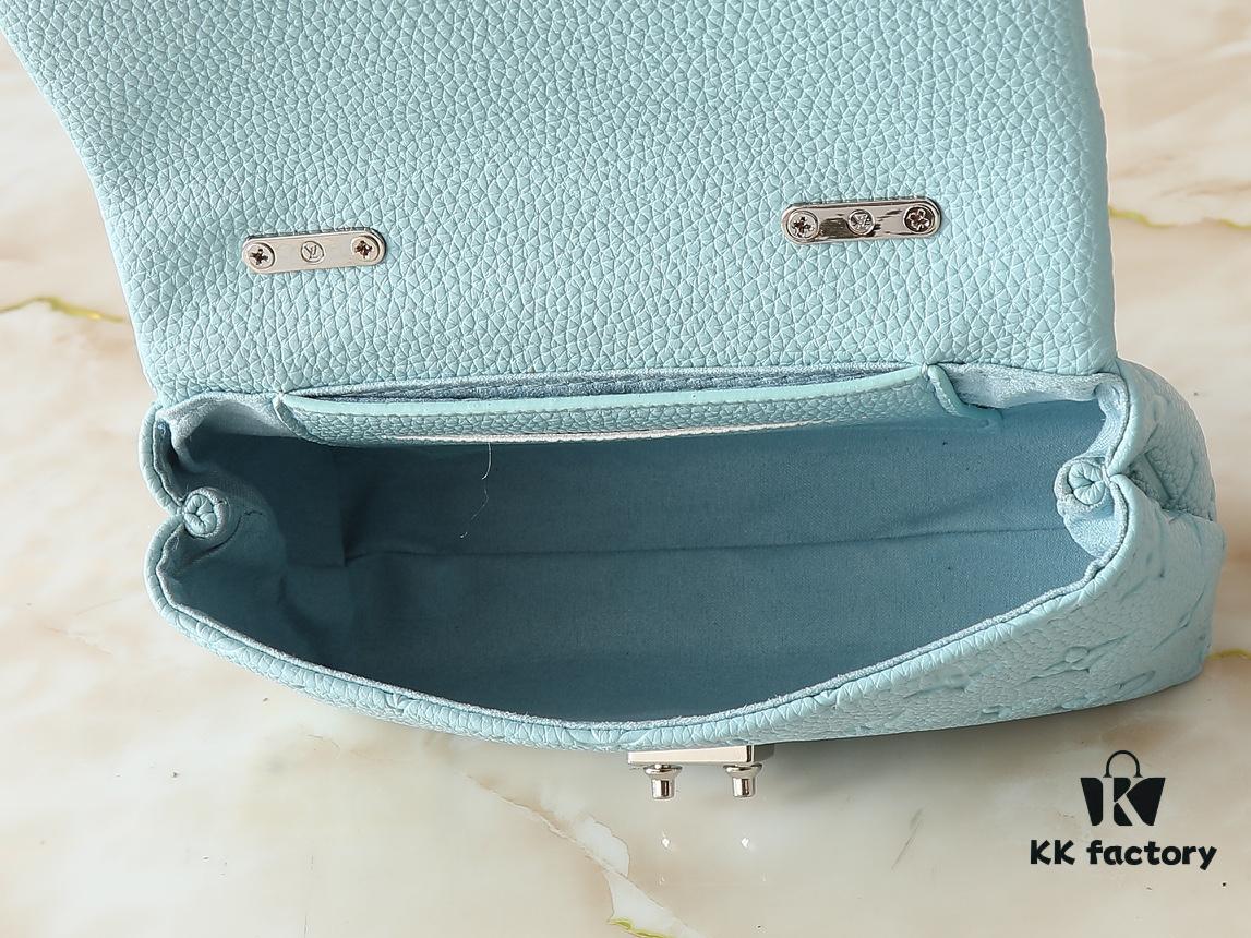 693065626e68136f4d9a462e Upgraded Original Version M12145 White M12144 Black M12211 Blue This Nano Madeleine Bag Features a Miniaturized Interpretation of the Madeleine Bag Crafted in Monogram Empreinte Leather Complemented by a Classic S-Lock Closure and a Detachable Chain Accented with the LV Circle Signature Offering Ample Space for Daily Essentials and Can Be Carried as a Top Handle Crossbody or Shoulder Bag Dimensions: 12.5 x 6 x 21 cm (Height Width Length)