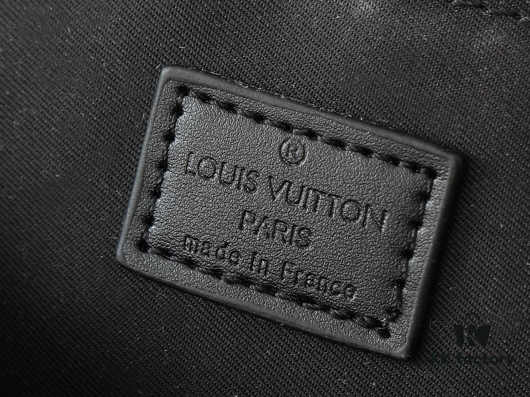 693065a96e68136f4d9a46c5 Upgraded Original M11743 Black Flower M11516 Black M11535 Vintage Flower M12686 This Soul Trunk Bag is Crafted by Pharrell Williams