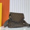 693065bd6e68136f4d9a46e6 Authentic High-End Quality LV M67692# M47542 Exclusive New Arrival Rose Series Cosmetic Bag Classic Monogram Clutch Wash Pouch