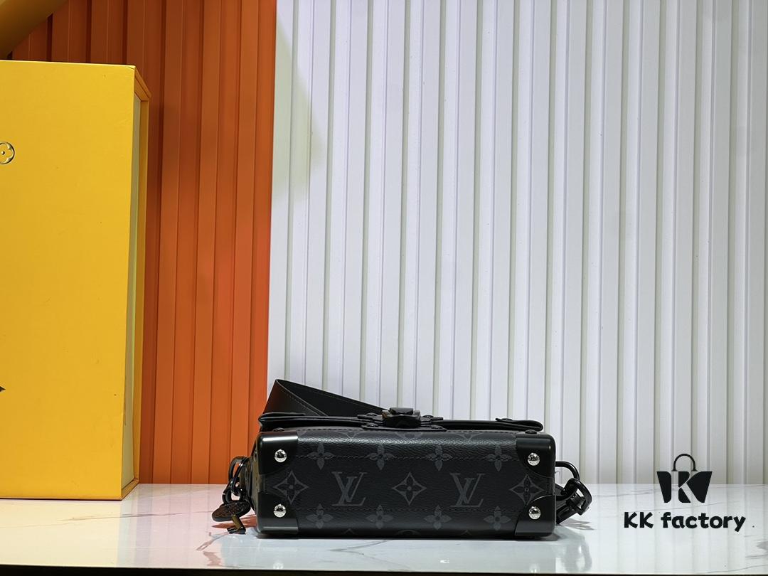 Soul Trunk Bag in Black and Multicolor Grain Leather