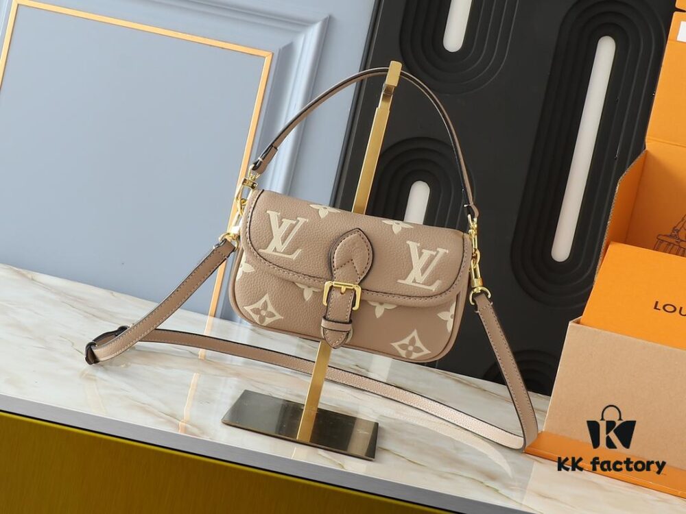 693065f06e68136f4d9a4759 Upgraded Original M83621 M83300 M83566 M45985 Nano Diane Bag