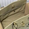 6930663b6e68136f4d9a47eb M12005 M12556 M12337 City Steamer Large Handbag