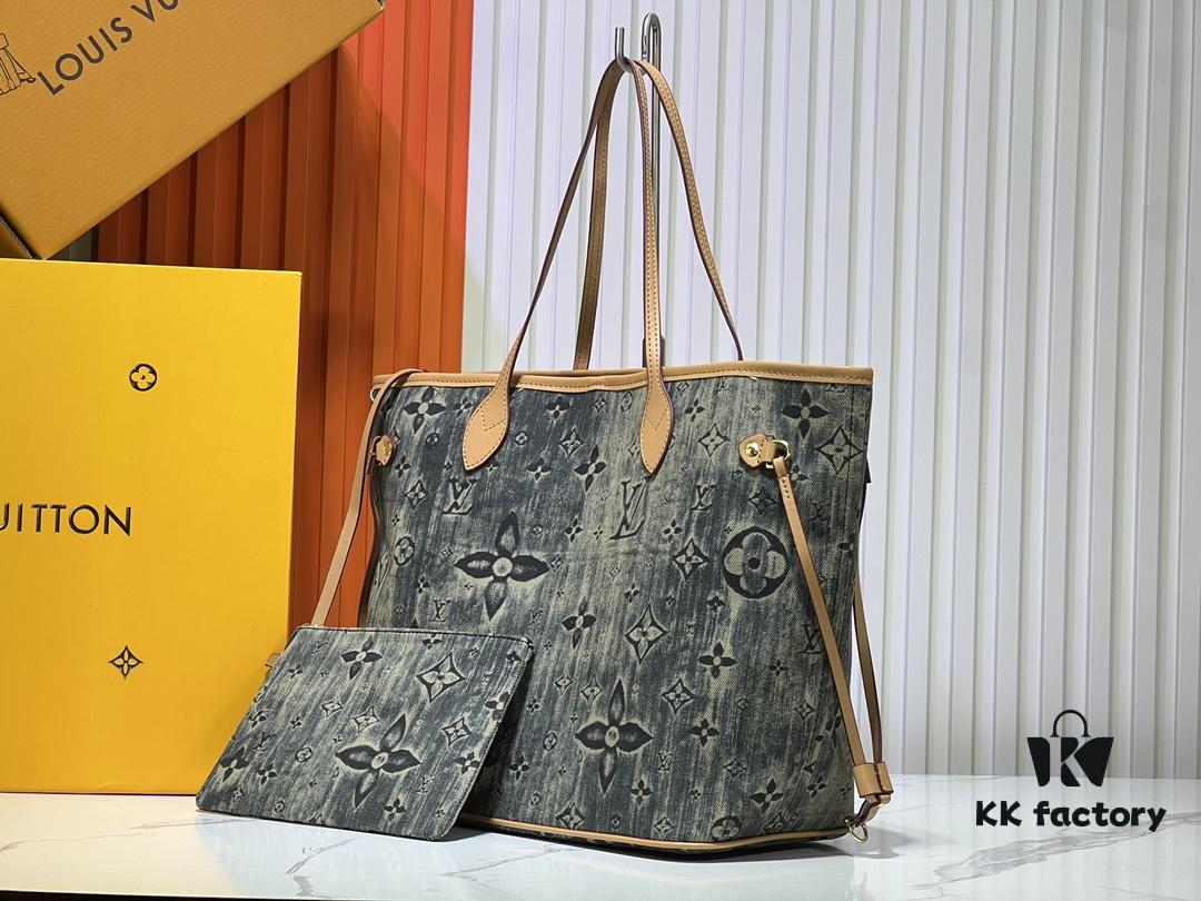 6930664b6e68136f4d9a480d M45865 M40995 This Neverfull Medium Bag is crafted from Monogram Tiles canvas in a tote silhouette, accented with leather trim outlining the top and handles. The central LV Circle signature complements the watercolor-effect Monogram pattern, while the printed zip pouch can be removed for separate use.