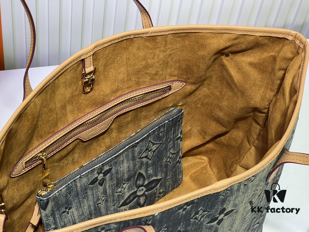 6930664e6e68136f4d9a4813 M45865 M40995 This Neverfull Medium Bag is crafted from Monogram Tiles canvas in a tote silhouette, accented with leather trim outlining the top and handles. The central LV Circle signature complements the watercolor-effect Monogram pattern, while the printed zip pouch can be removed for separate use.