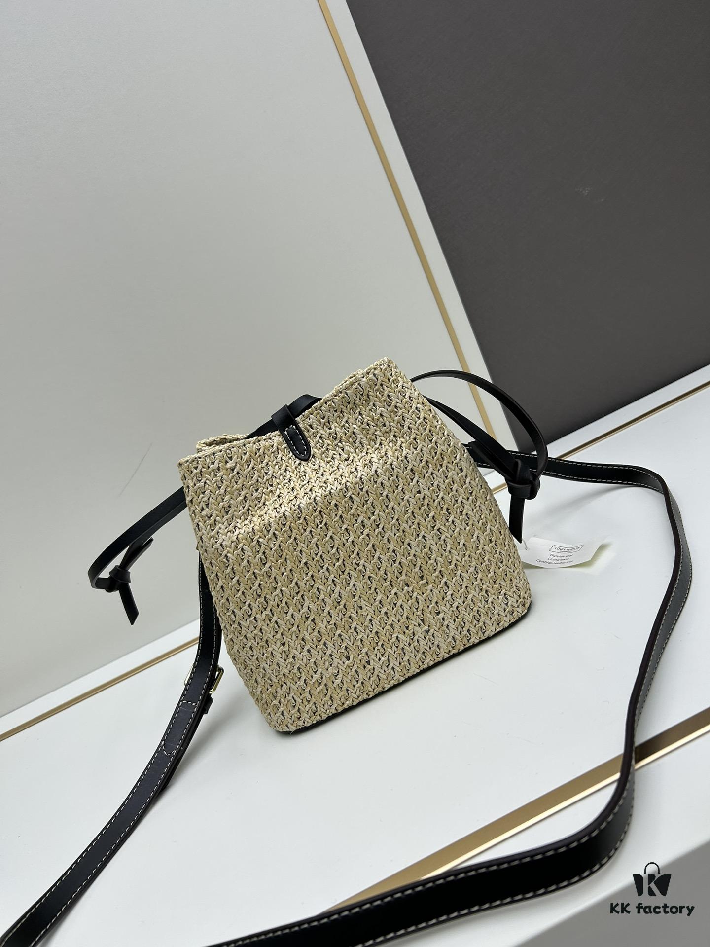 6930666f6e68136f4d9a4853 New Small LV NOE PURSE Bucket Bag in Raffia Leather