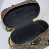 M47125 Vanity Chain Pouch