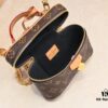 Upgraded Original M47125 M42264 Vanity Chain Pouch
