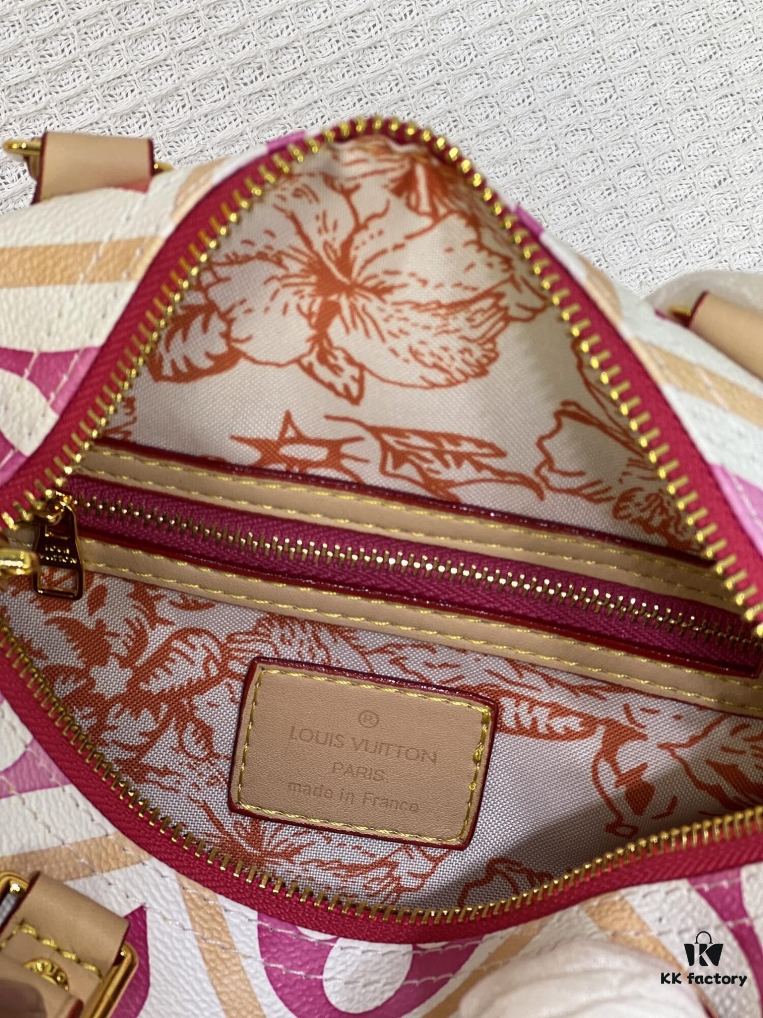 693066e36e68136f4d9a4923 M11264 Speedy Bandoulière 25 Handbag