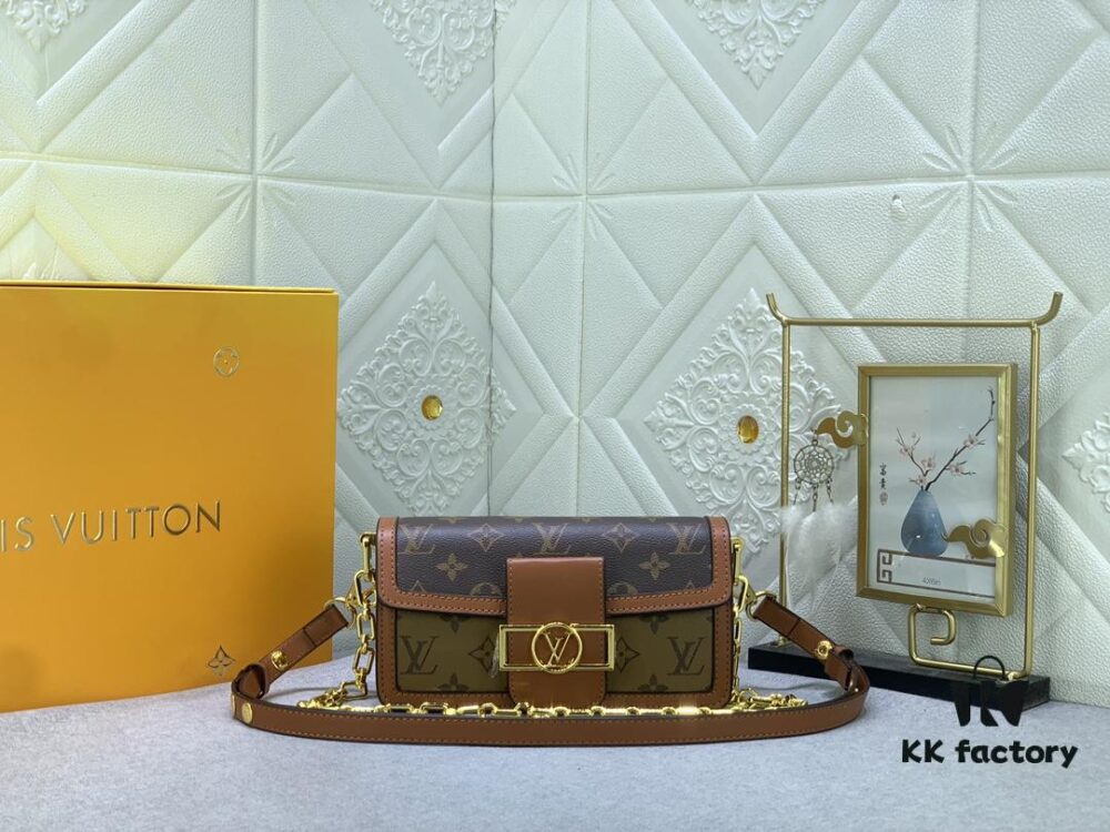 693067306e68136f4d9a49ac Upgraded Original M46757 Dauphine East West Handbag