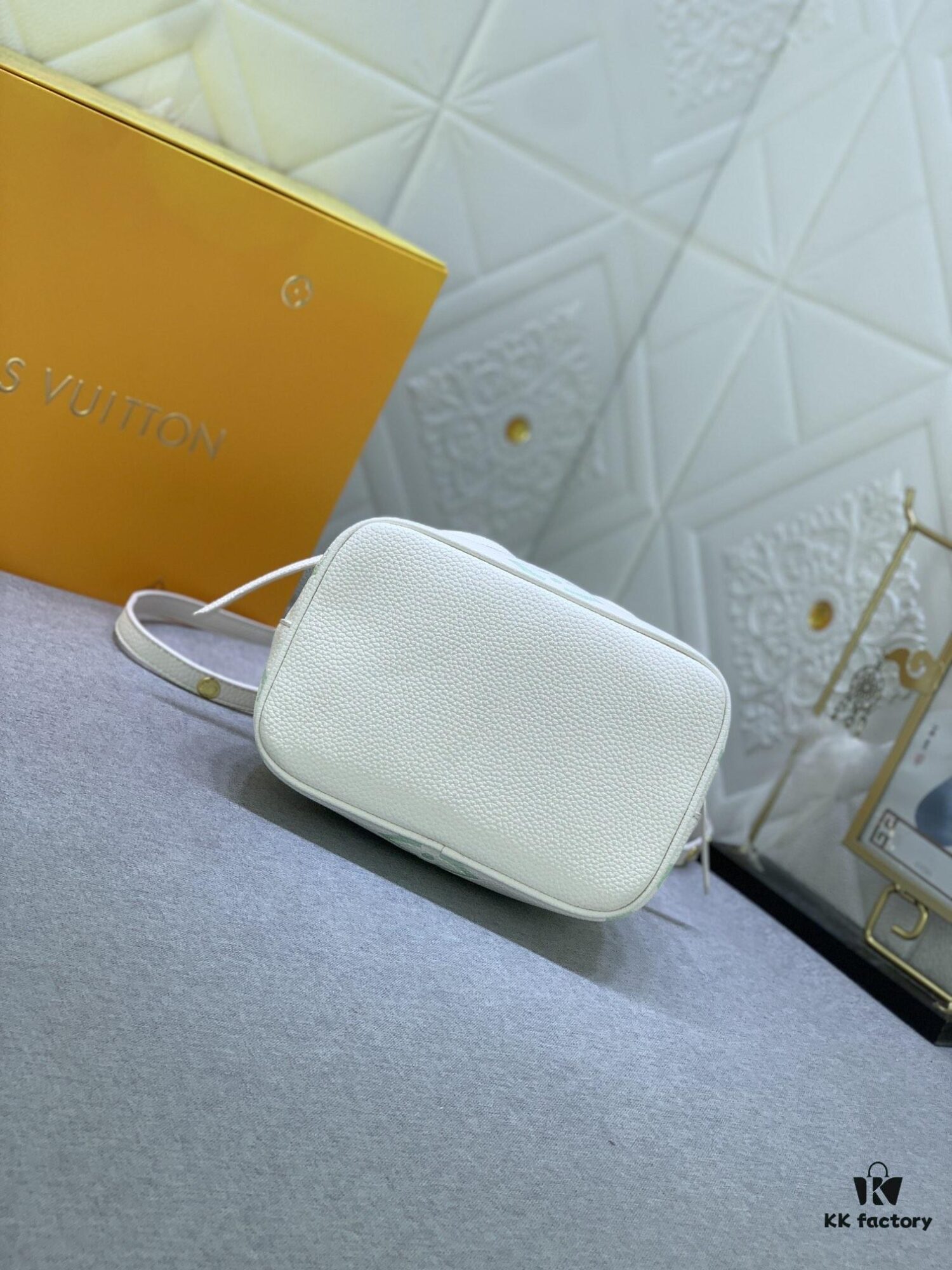 693067356e68136f4d9a49b3 Upgraded Original M24048 M45716 M46581 M47038 M44022 Neoneoe BB Bag in Springtime New Hue