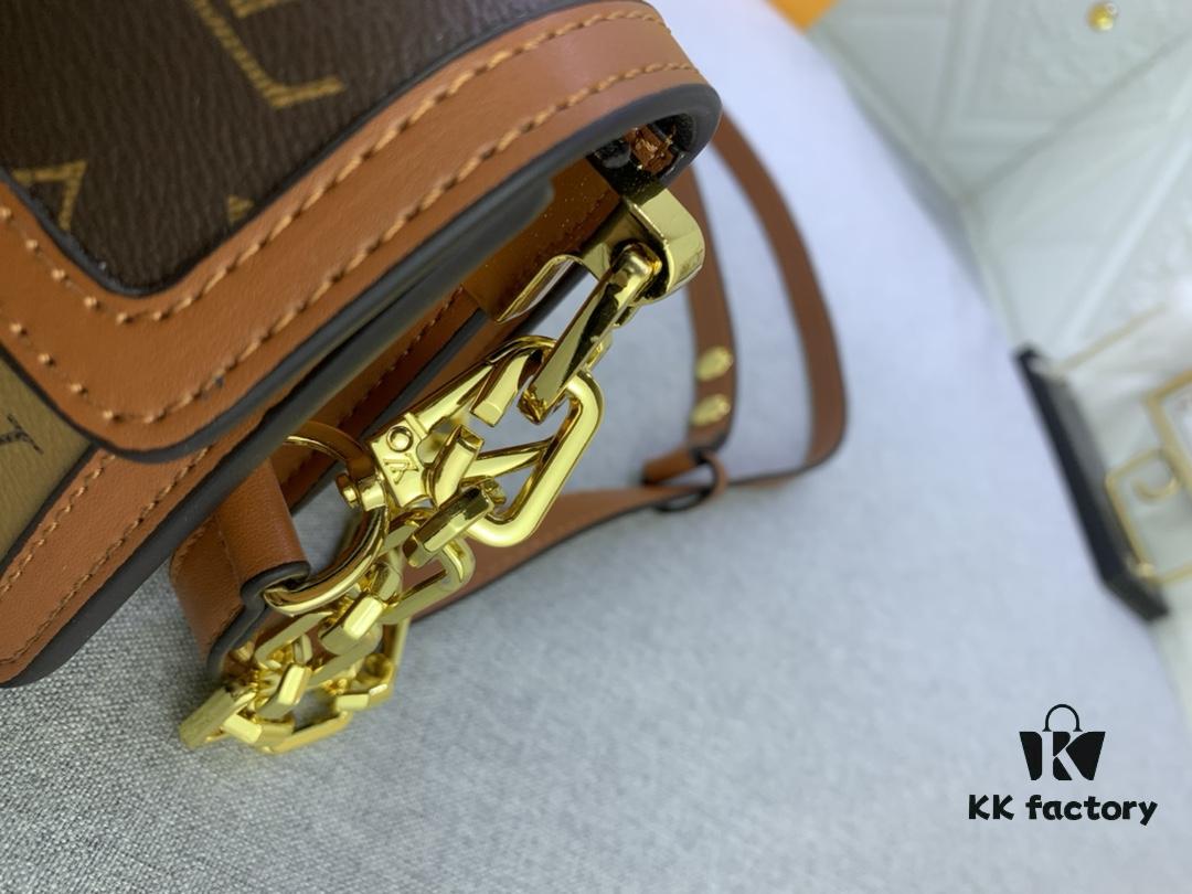 693067366e68136f4d9a49b5 Upgraded Original M46757 Dauphine East West Handbag