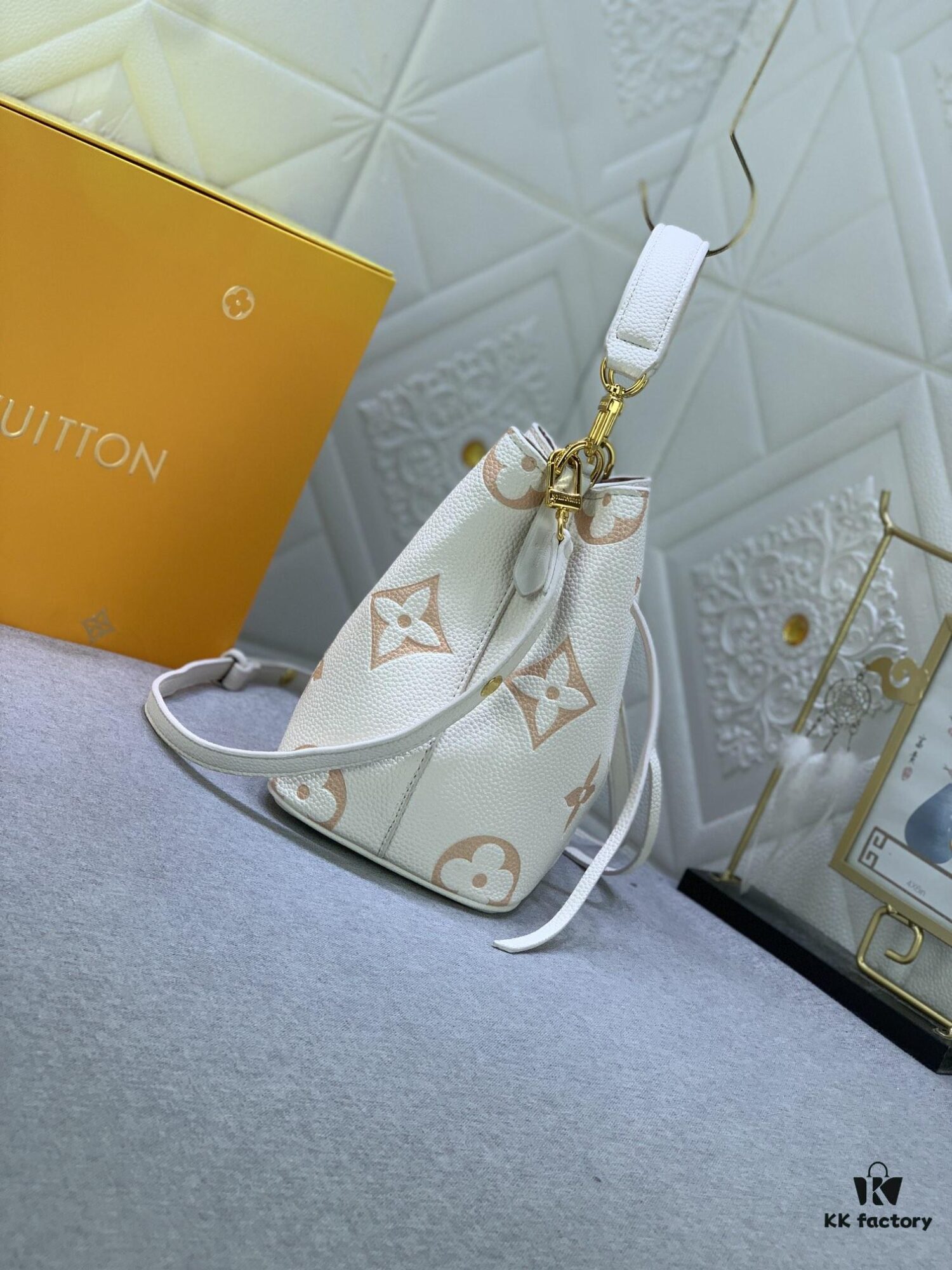 693067466e68136f4d9a49d1 Upgraded Original Néonoé BB Handbag in Spring Hues