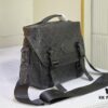 693067656e68136f4d9a49ff M46972 Vintage Flower, Black Flower LV Trail Messenger Bag