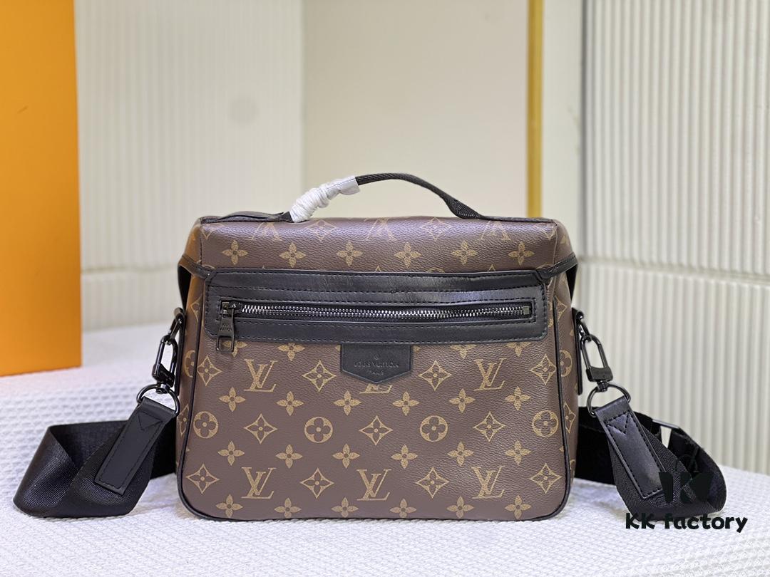 693067716e68136f4d9a4a15 M46972 Vintage Flower, Black Flower LV Trail Messenger Bag