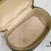 693067a96e68136f4d9a4a7c M44495 42263Nice Mini Cosmetic Case