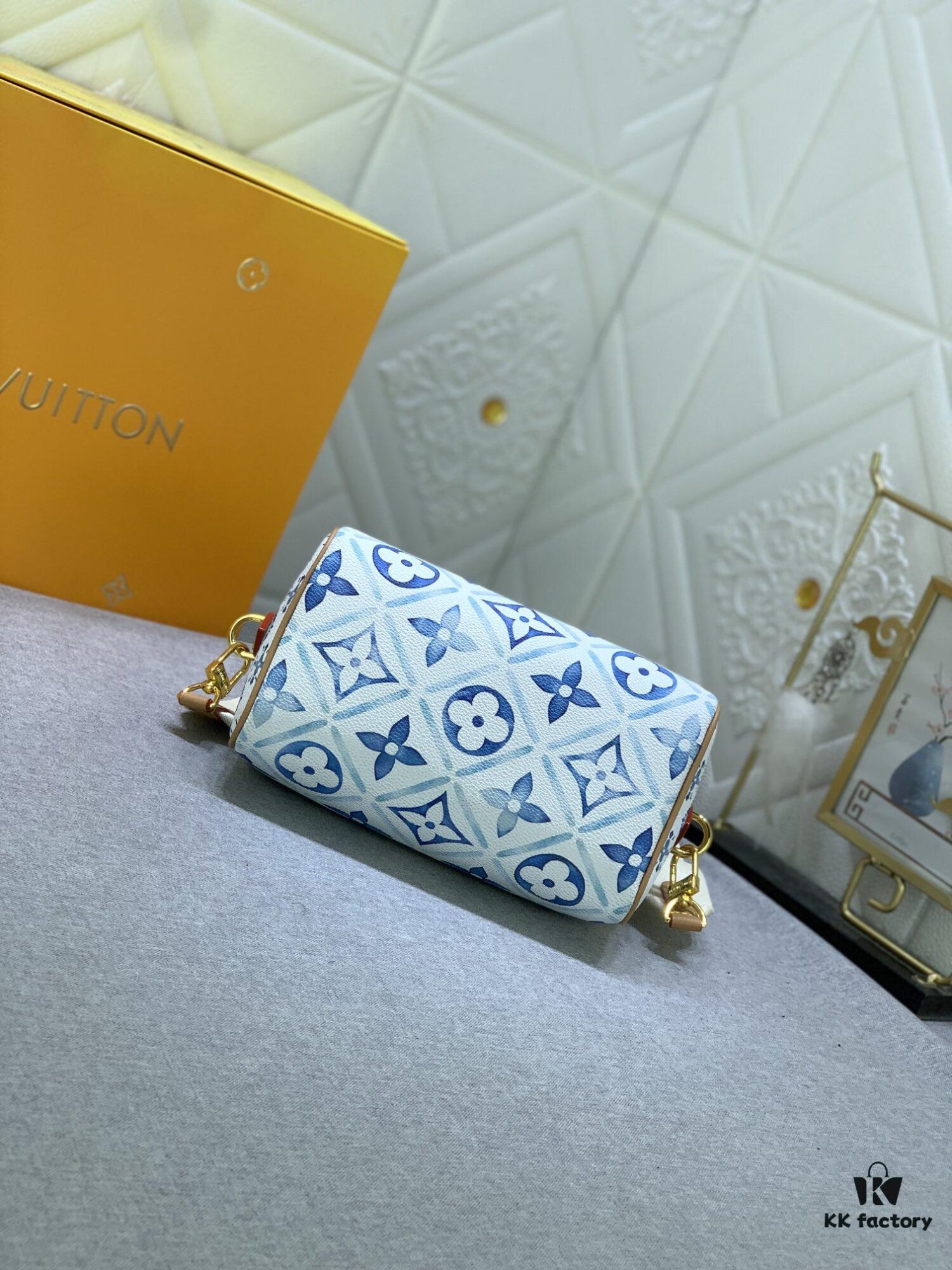 693067bb6e68136f4d9a4a9b Upgraded Original M11209 M46234 Speedy Bandoulière 20 Handbag from the LV By The Pool Collection