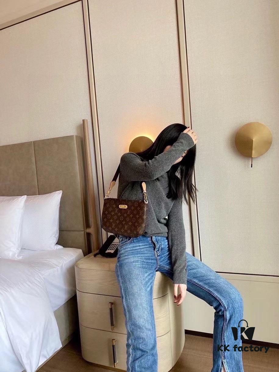 693067d76e68136f4d9a4ac4 Authentic LV M40719 Genuine Leather Popular Bag, Size: 30 x 16, Korean Vintage Style, Trendy and Practical