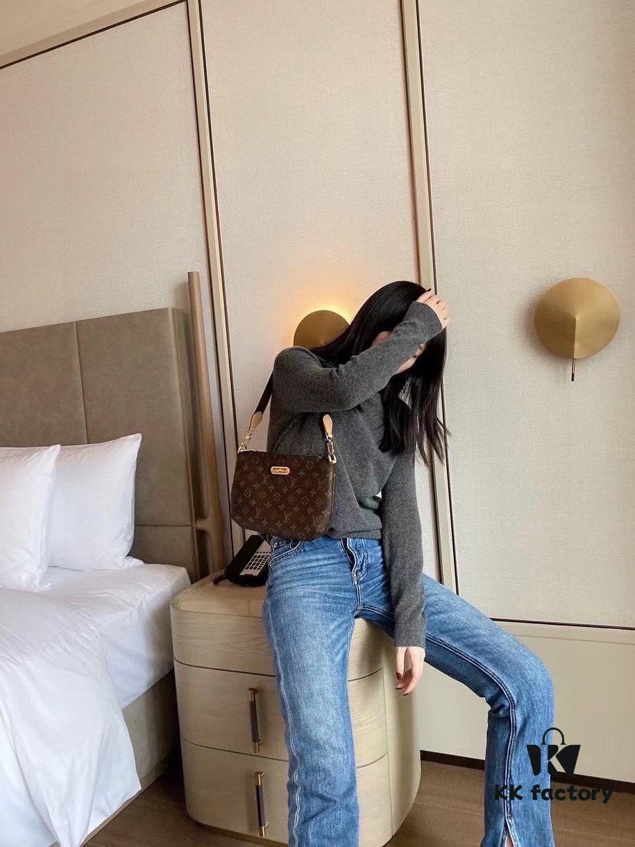 693067dc6e68136f4d9a4acb Authentic LV M40719 Genuine Leather Popular Bag, Size: 30 x 16, Korean Vintage Style, Trendy and Practical