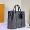 693068756e68136f4d9a4baf M45265 Black Floral, Aged Floral, Black Check - Sac Plat Horizontal Zippé Briefcase
