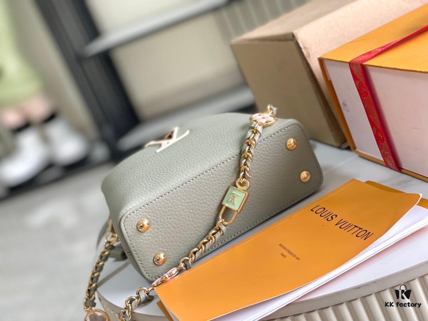 Grade A Full Set Packaging [Grade A Premium Original Factory Leather M24471 Mini Green with Beige Gold Upgraded Hardware] [Capucines Mini Handbag]
