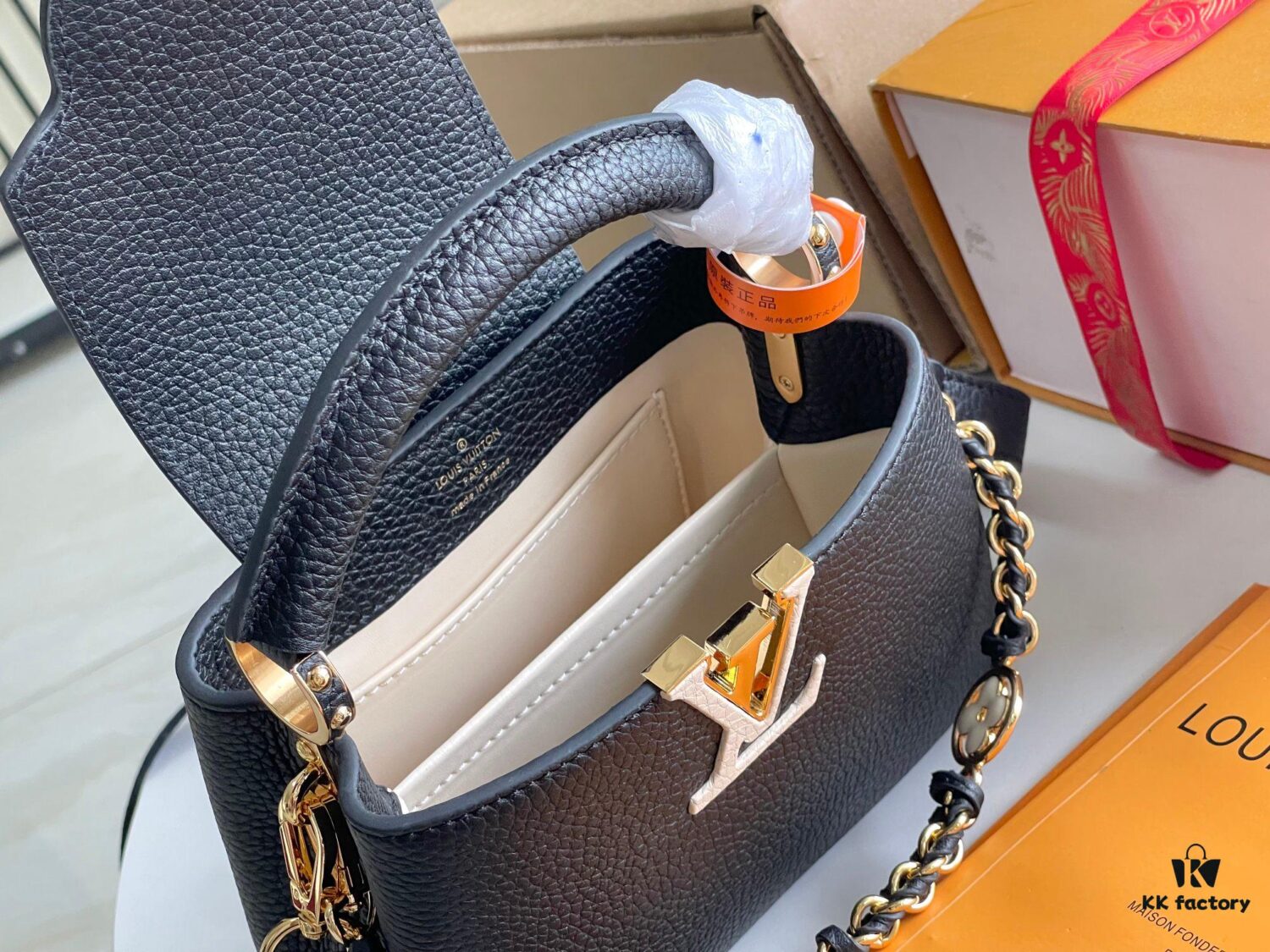 693069056e68136f4d9a4c90 Top Grade Full Set Packaging 【Top Grade Original Factory Leather M23950💋 M23951 Black with White Gold Upgraded Hardware】【Capucines Mini Handbag】