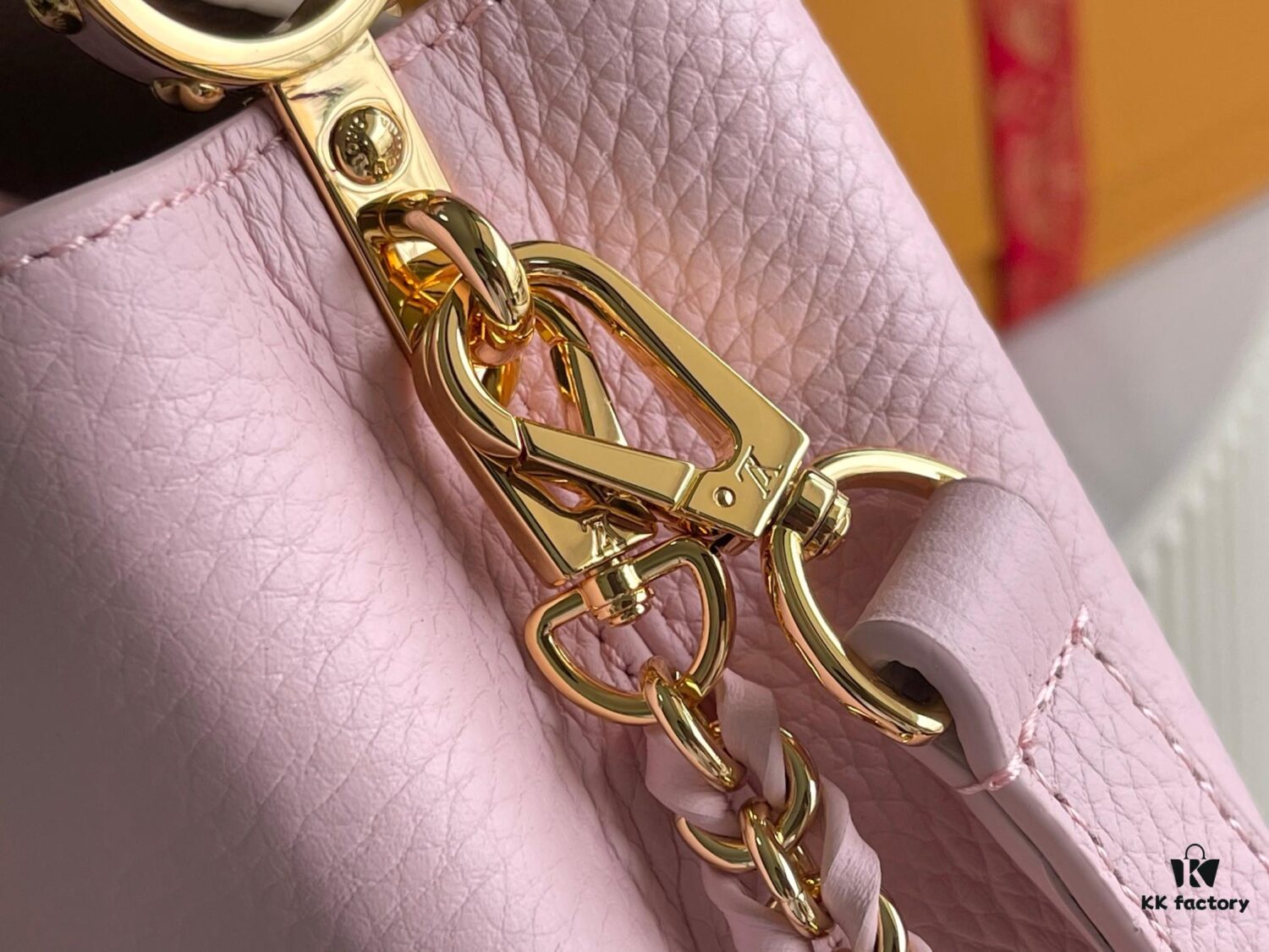 693069086e68136f4d9a4c95 Supreme Grade Full Set Packaging 【Top Quality Original Factory Leather M23950💋 M23951 Pink with Beige Gold Upgraded Hardware】【Capucines Mini Handbag】