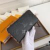 693069576e68136f4d9a4d27 Zippy Lockme Wallet in Soft Calfskin
