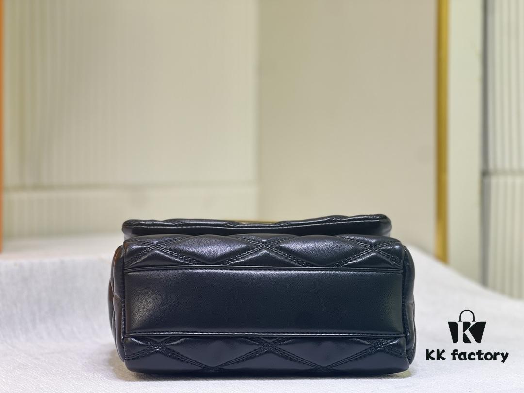 693069646e68136f4d9a4d47 M23689 Nicolas Ghesquière GO-14 Medium Handbag