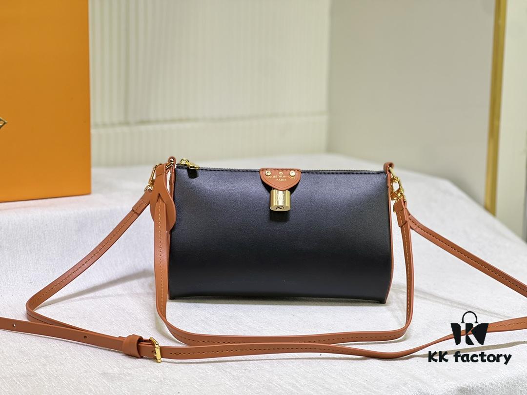 6930697f6e68136f4d9a4d81 Upgraded Original M47123 Latest Runway Style LV Lock Clutch Bag